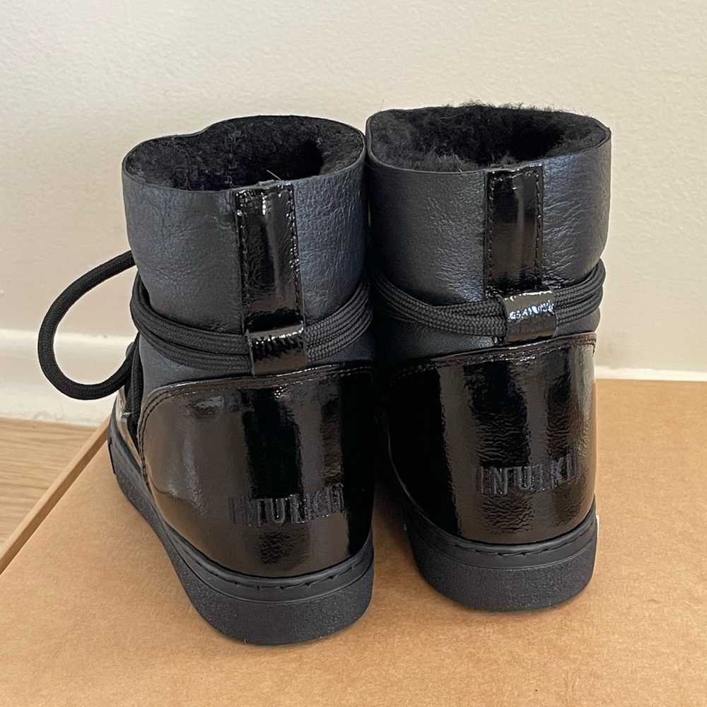 Inuikii Black Gloss Boots - Picture 2 of 8